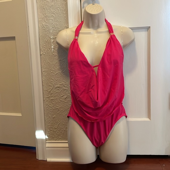 NWT Bar III Solid Cowlneck One-Piece Swims Ruby Pink - Picture 2 of 3